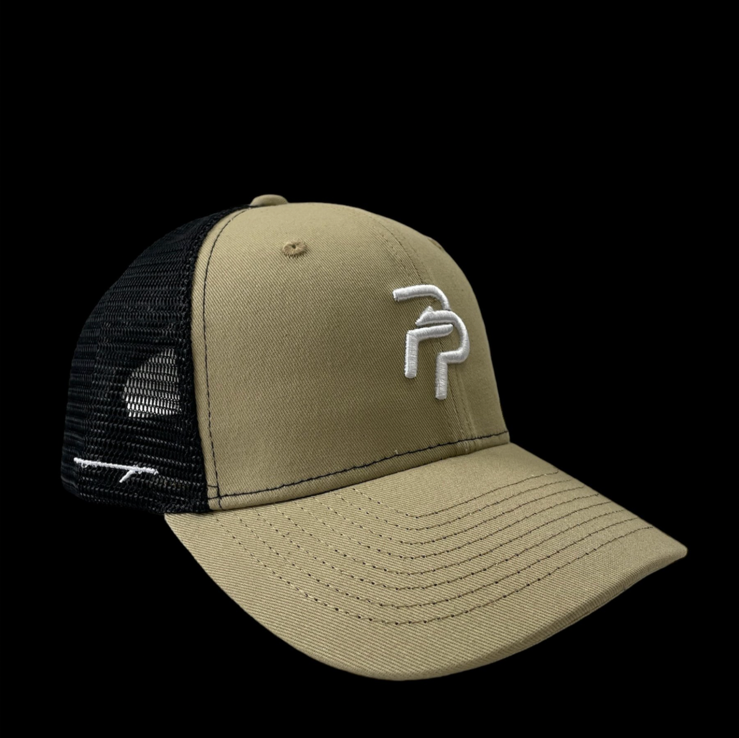 Spearfishing Trucker Hat Beige